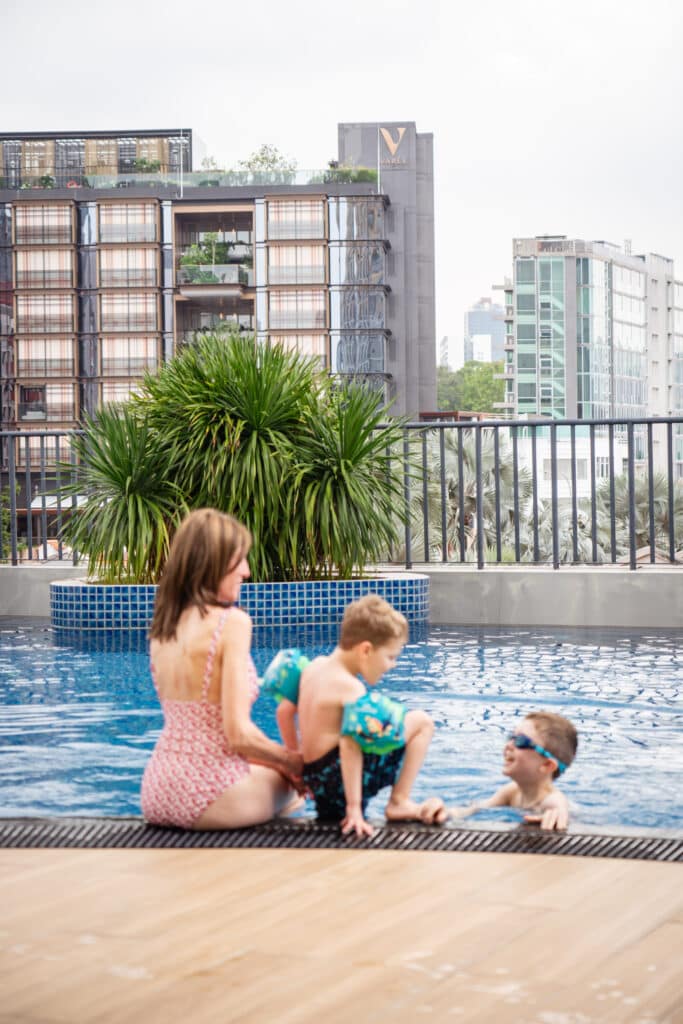 piscine hotel mi rochor