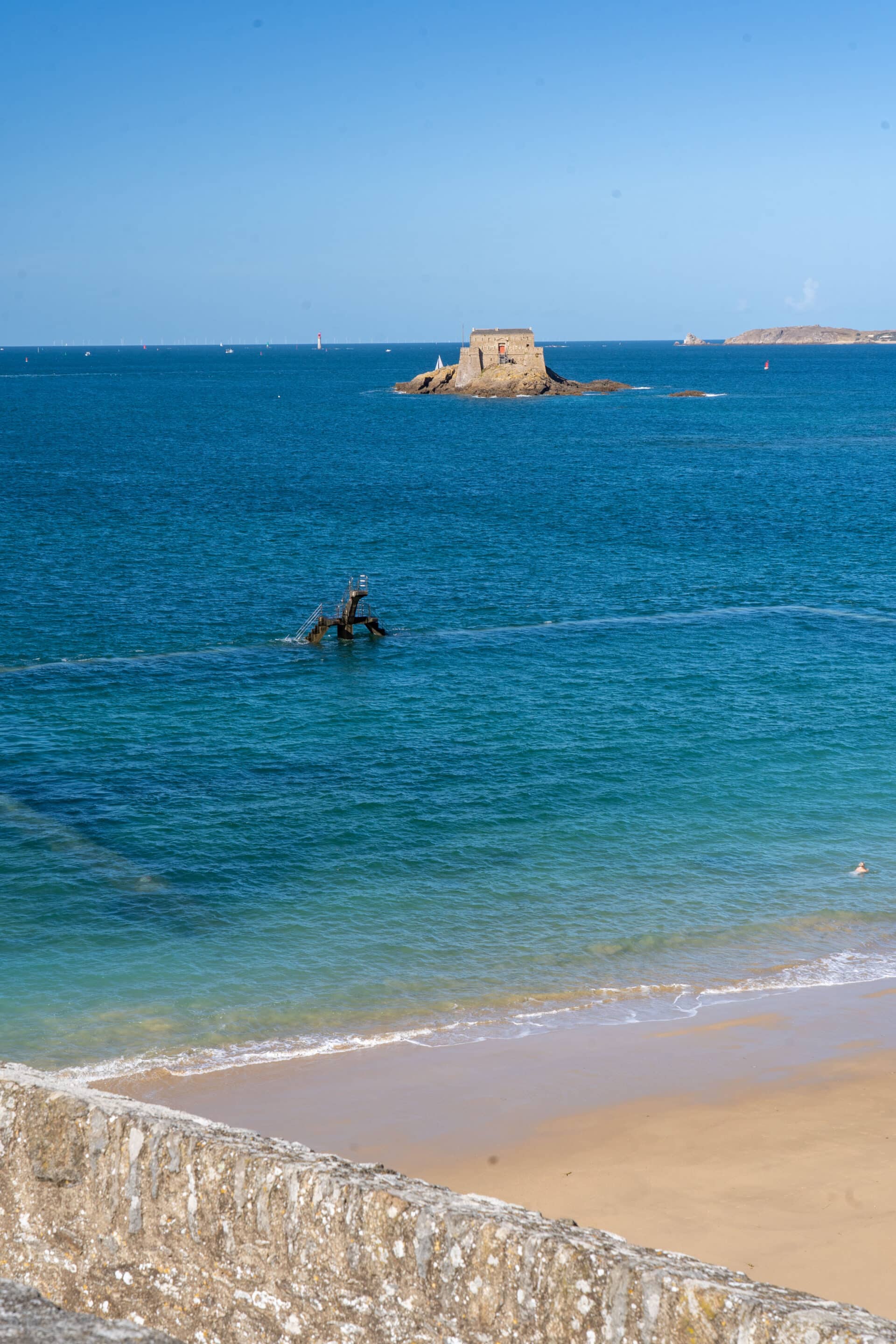 plage bon secours saint-malo