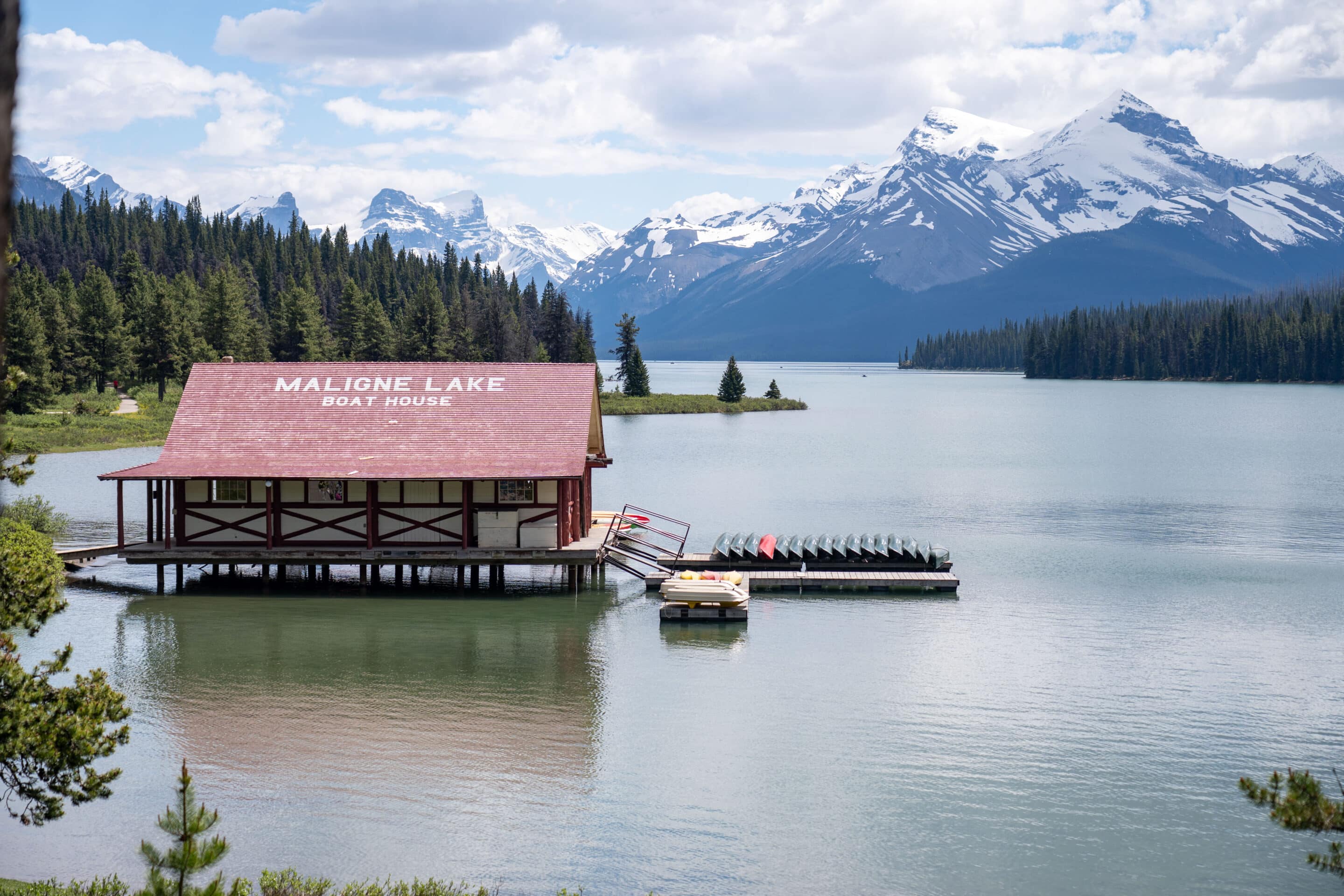 lac maligne canada
